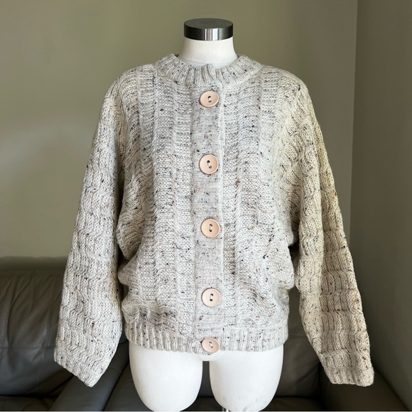 Neil Martin Wool Blend Cable Knit Chunky Cardigan Sz M Oversized in Oatmeal - Picture 1 of 16